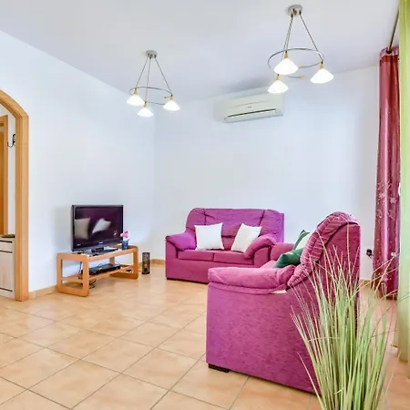 Guzman - Dora Feriehus Calpe