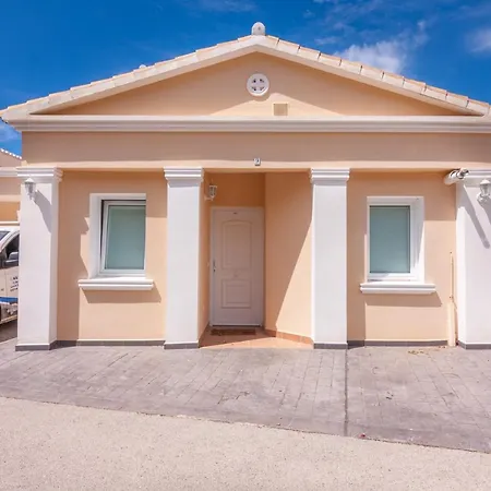 Guzman - Dora 卡尔佩