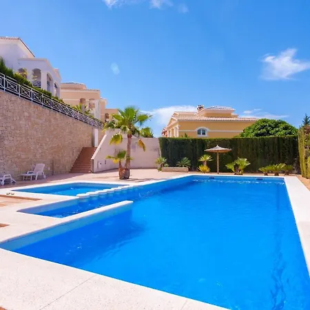 Guzman - Dora 度假居 *