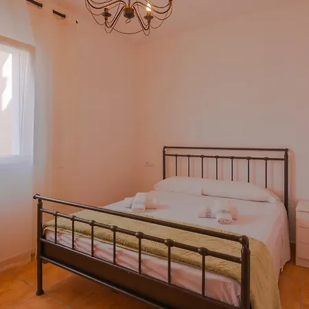 度假居 Guzman - Dora *