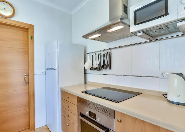 Guzman - Dora Feriehus